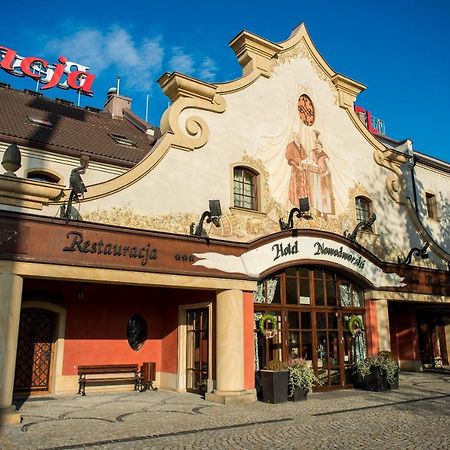 Hotel Nowodworski Legnica Eksteriør billede